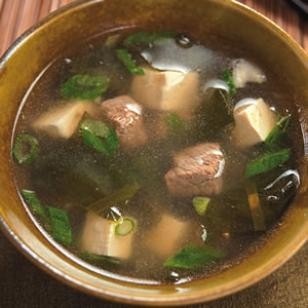 Seaweed & tofu soup