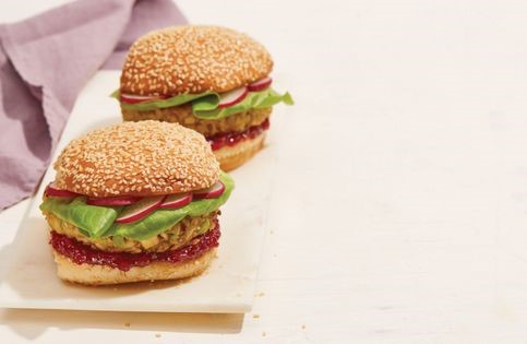 Seeded edamame burgers with brown rice and apples