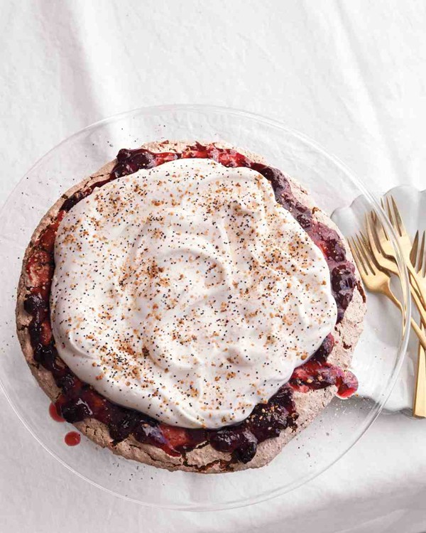 Seeded Saratoga torte