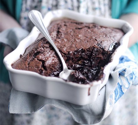 Self-saucing jaffa pudding