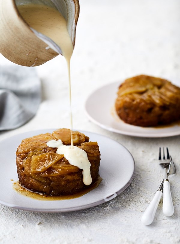Self-saucing pear and butterscotch puddings