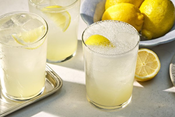 Seltzer with lemon and sea salt (Seltz limone e sale)