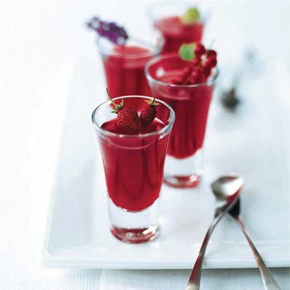 Semi-set red berry jelly