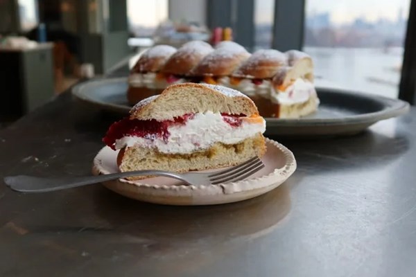 Semla braid with pistachio paste & blood orange
