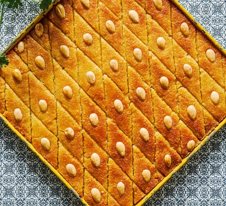 Semolina and coconut cake (Nammoura)