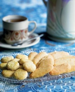 Semolina biscuits (Sugee biscuits)