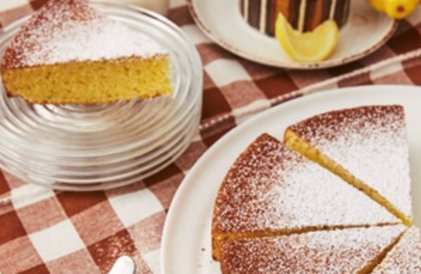 Semolina cake with lemon and fennel