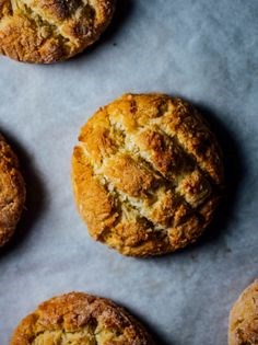 Semolina coconut cookies (Bolinhas)
