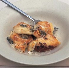 Semolina gnocchi with Gorgonzola