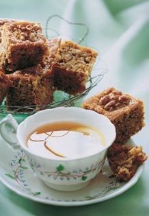 Sephardic walnut cake with honey-lemon syrup (Tishpishti)
