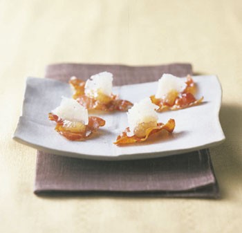 Serrano chips with quince preserves and Manchego