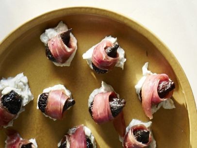 Serrano ham-wrapped figs