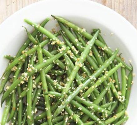 Sesame and ginger green beans