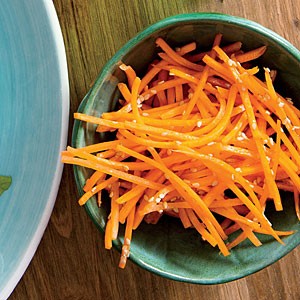Sesame-carrot salad