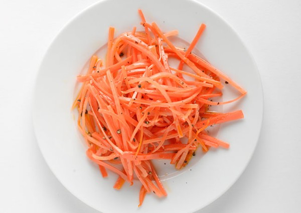 Sesame carrots