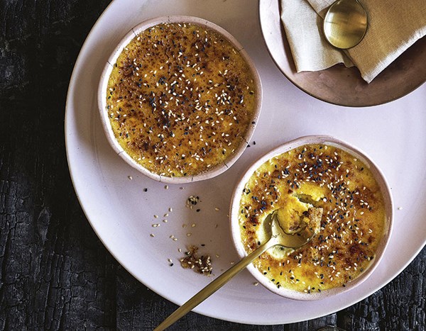 Sesame crème brûlée