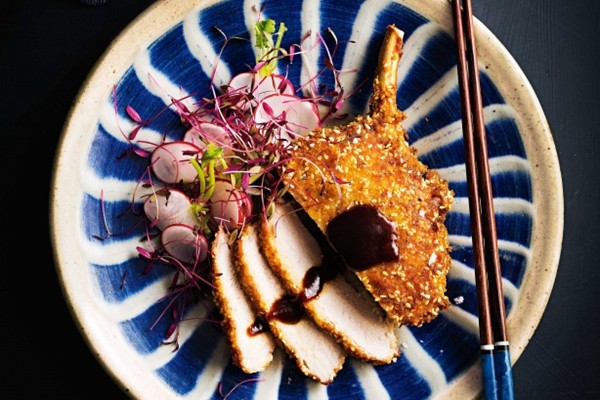 Sesame crumbed pork cutlets with quick tonkatsu sauce