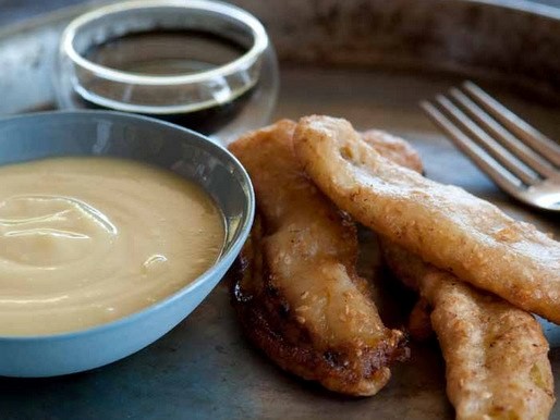 Sesame-crusted banana fritters with coconut kaya jam
