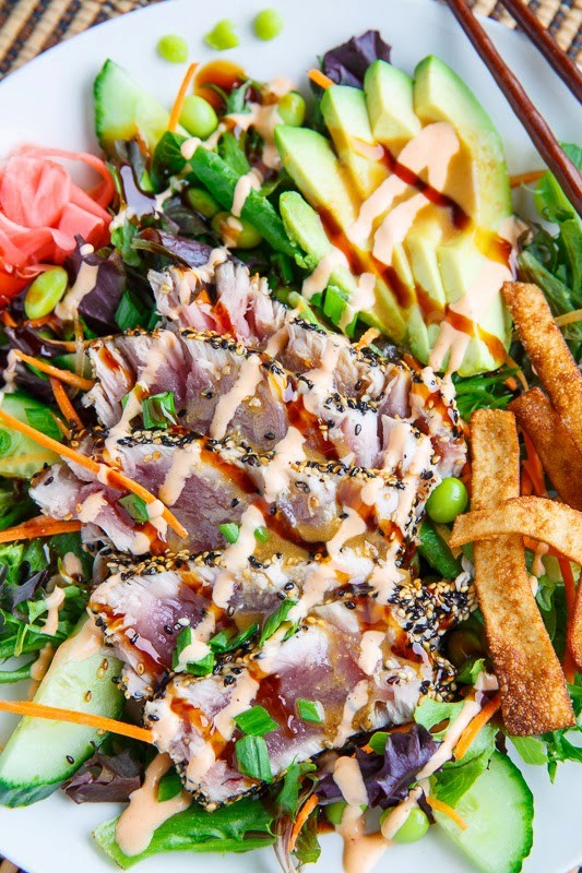 Sesame crusted seared ahi tuna 'sushi' salad with wasabi vinaigrette