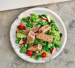 Sesame-crusted tuna with miso dressing