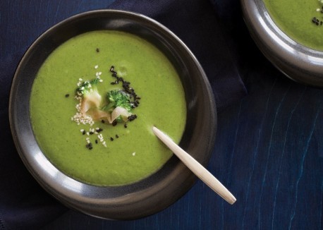 Sesame ginger broccoli soup