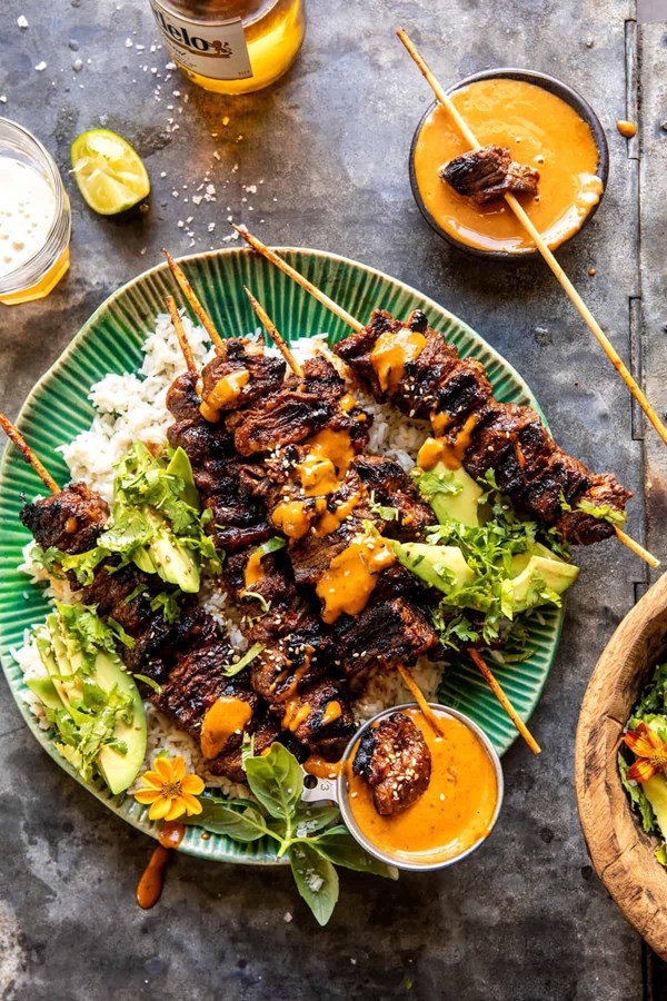 Sesame ginger steak skewers with peanut sauce