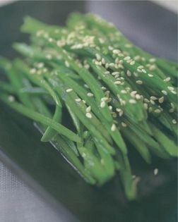 Sesame mangetout