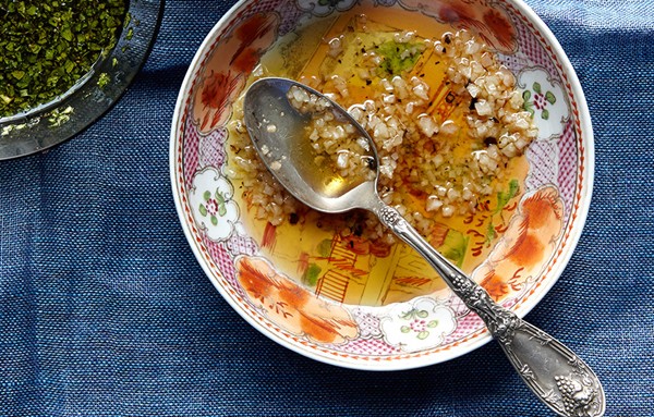 Sesame-salt dipping sauce