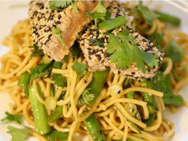 Sesame seared tuna with soy lime noodles