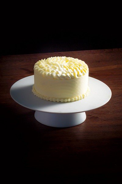 Sesame white cake with salted plum sauce