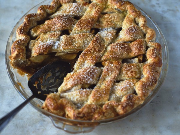 Shaker apple pie