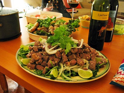 Shaking beef (Bo luc lac)