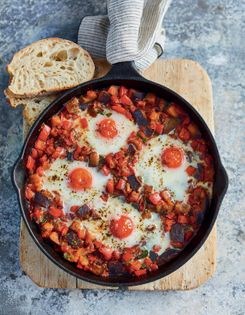 Shakshuka with baked eggs