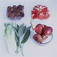 Shallot, chestnut and bacon stuffing