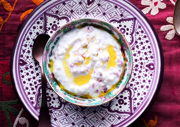 Shallot yogurt