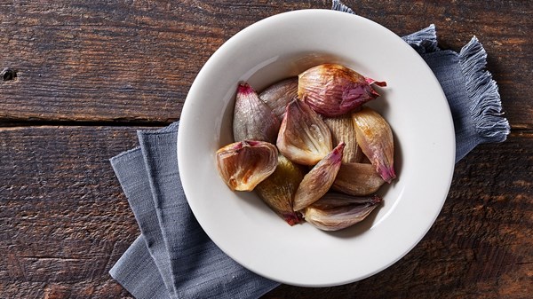 Shallots roasted with sugar and vinegar