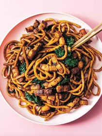 Shanghai fried noodles