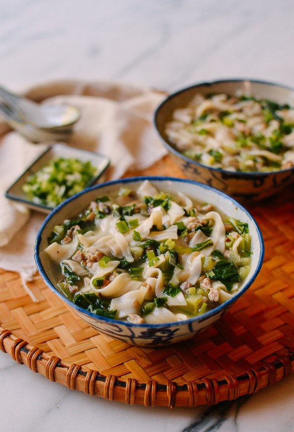 Shanghai home-style noodle soup