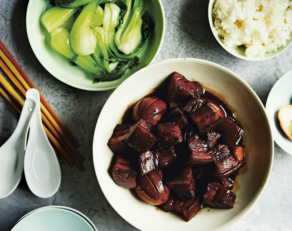 Shanghai red-braised pork with eggs