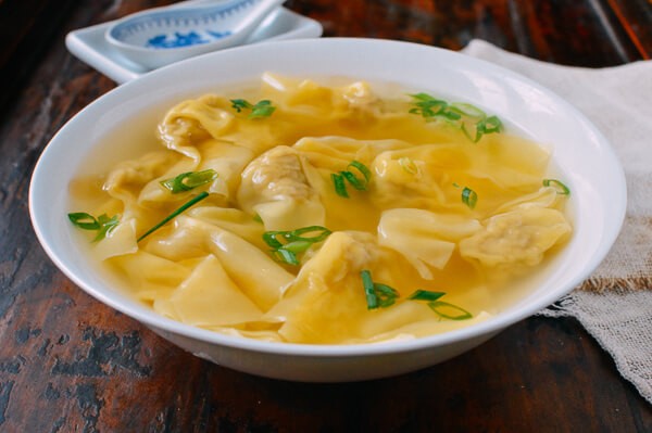 Shanghai wonton soup