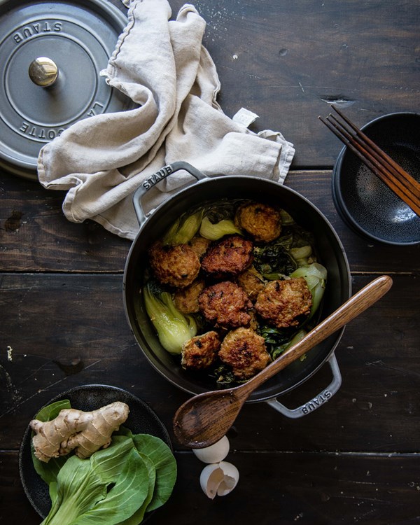 Shanghainese lion’s head meatballs