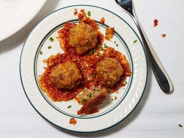 Sharp cheddar and pork sausage balls
