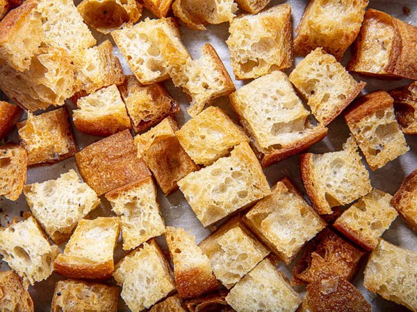 Shatteringly crisp croutons