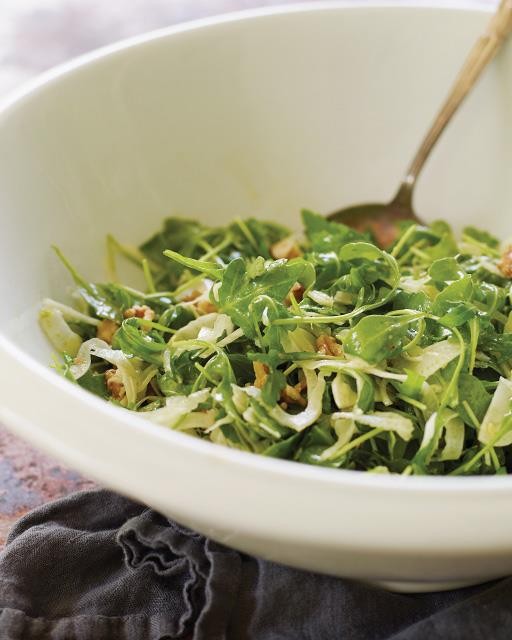 Shaved fennel & arugula salad with toasted walnuts
