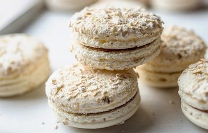 Sheep’s milk dulce de leche macarons