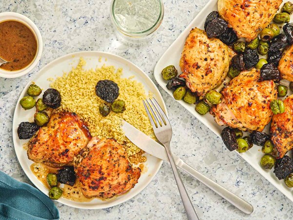 Sheet-pan chicken Marbella