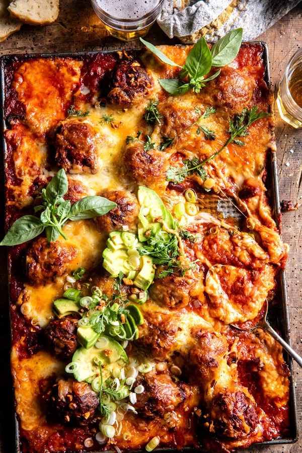 Sheet pan chili cheese meatballs