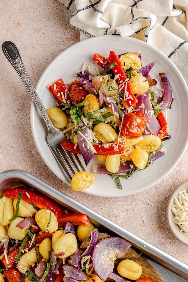Sheet pan gnocchi with zucchini, tomatoes, and bell peppers