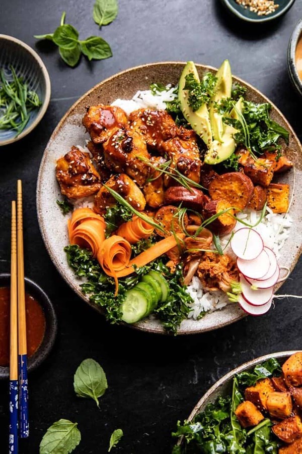 Sheet pan Korean chicken bowls with sweet potatoes and yum yum sauce