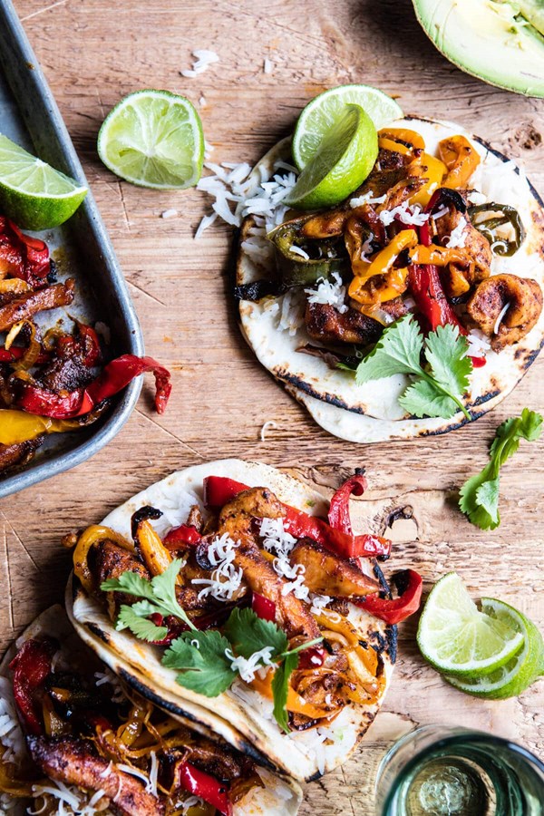 Sheet pan poblano chicken fajitas